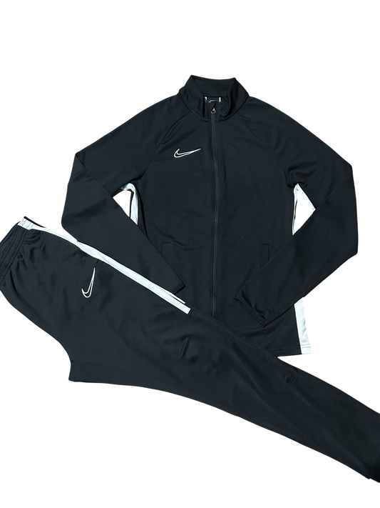 Nike Black Tracksuit – Men’s Small